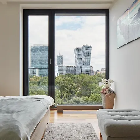 公寓 Spacious In Nusle By Days *