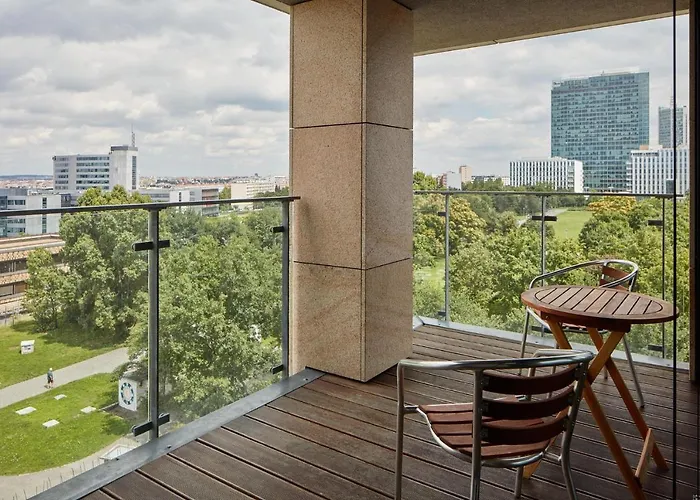 Apartamento Spacious In Nusle By Days